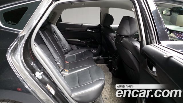 Kia K7 2021 — photo 17