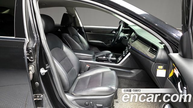 Kia K7 2021 — photo 18