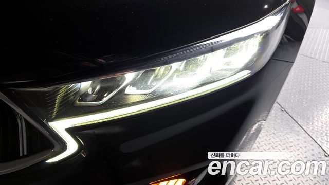 Kia K7 2021 — photo 8