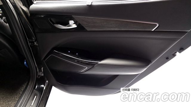 Kia K7 2021 — photo 15