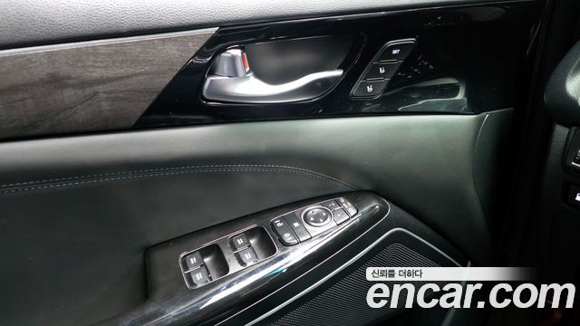 Kia K7 2021 — photo 31