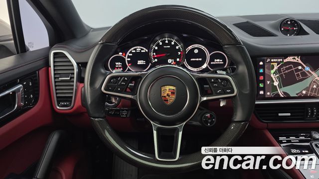 Porsche Cayenne 2023 — photo 13