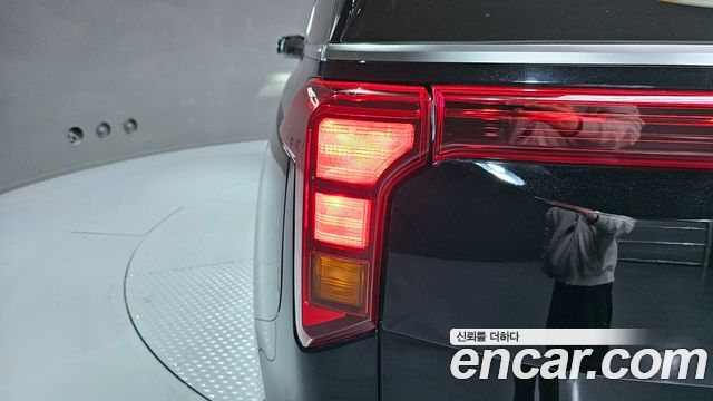 Kia Canival 2025 — photo 9