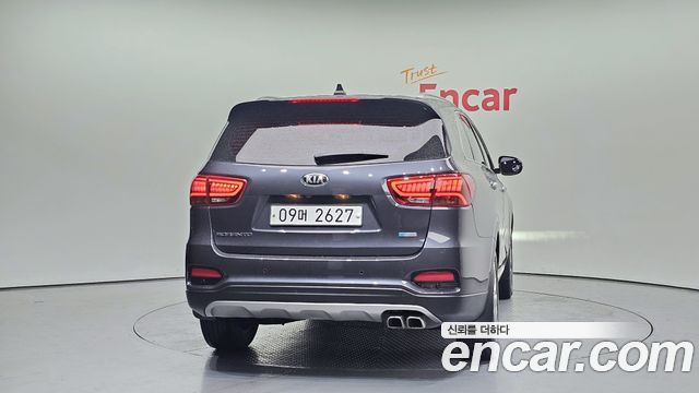 Kia Sorento 2018 — photo 4