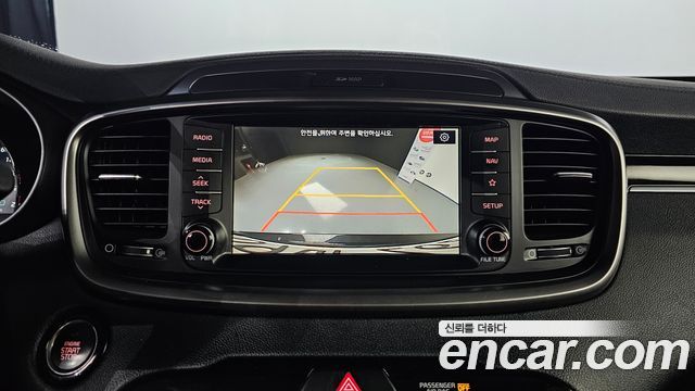 Kia Sorento 2018 — photo 17