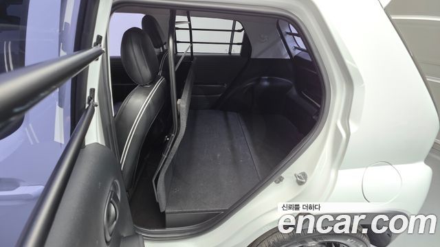 Hyundai Casper 2023 — photo 11