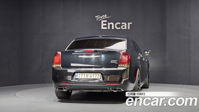Chrysler 300C 2015 — photo 4