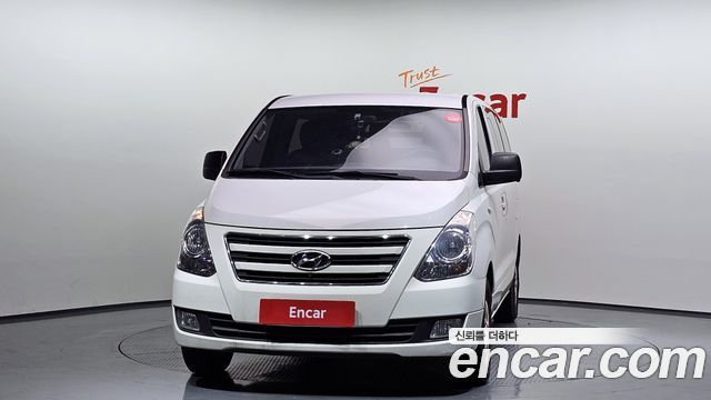 Hyundai Starex 2017 — photo 3