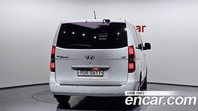 Hyundai Starex 2017 — photo 4
