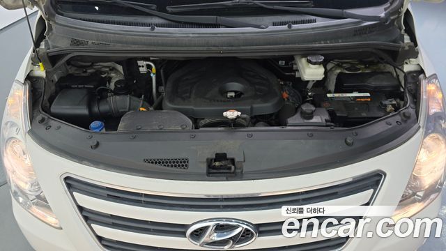 Hyundai Starex 2017 — photo 6