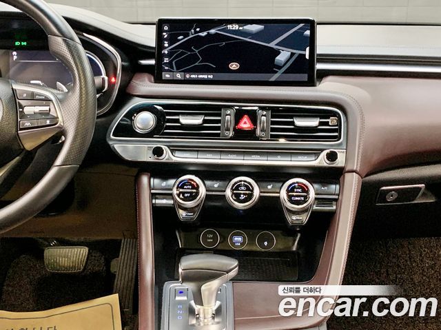 Genesis G70 2021 — photo 12