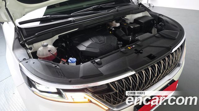 Kia Canival 2021 — photo 6