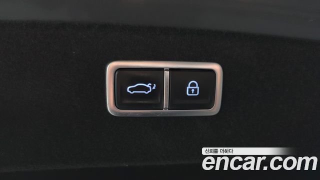 Genesis G80 2022 — photo 20