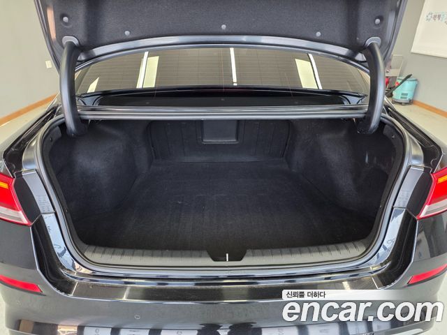 Kia K5 2019 — photo 17