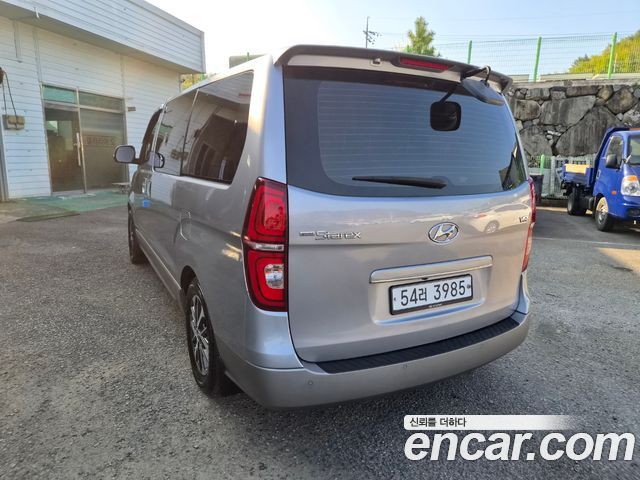 Hyundai Starex 2019 — photo 4
