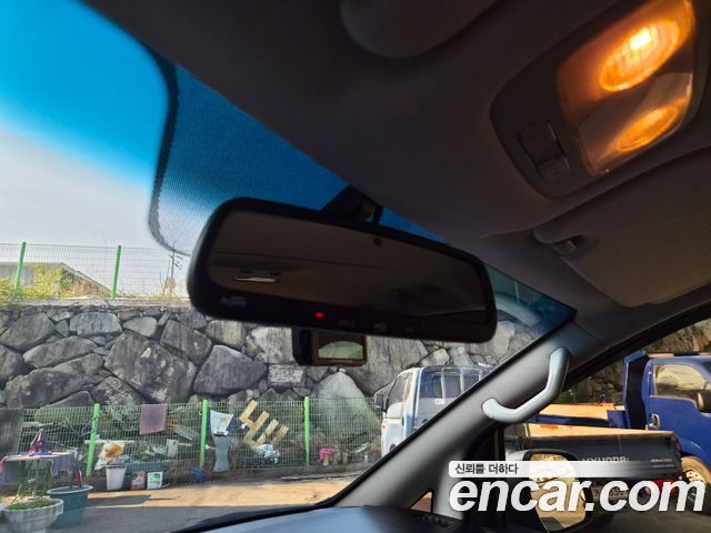 Hyundai Starex 2019 — photo 10