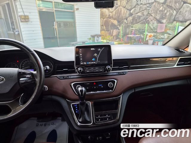 Hyundai Starex 2019 — photo 19