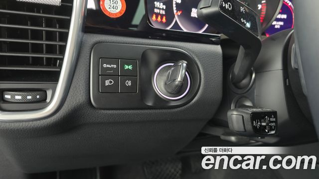 Porsche Cayenne 2022 — photo 18