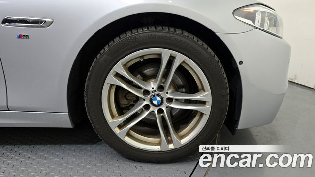 BMW 5-Series 2016 — photo 5