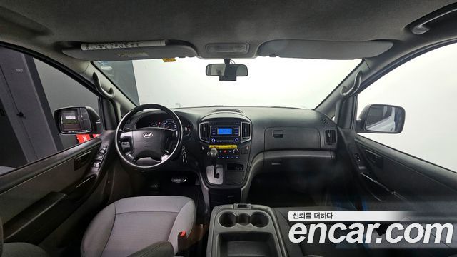 Hyundai Starex 2017 — photo 7