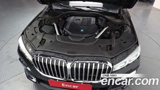 BMW 7-Series 2020 — photo 6