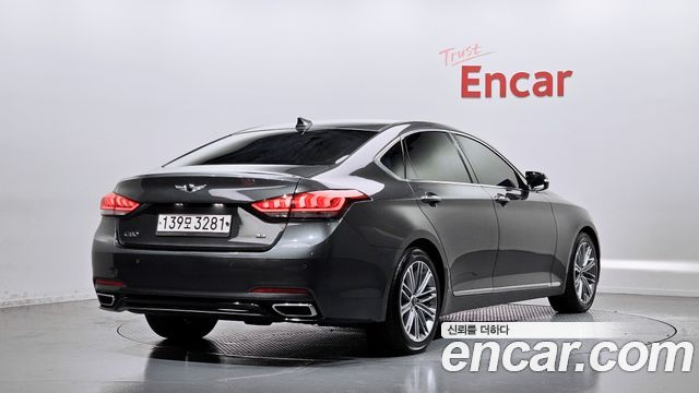 Genesis G80 2018 — photo 2