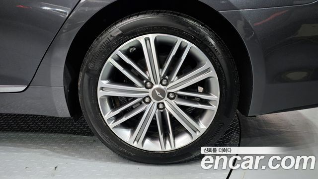 Genesis G80 2018 — photo 5