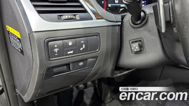 Genesis G80 2018 — photo 14