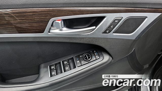 Genesis G80 2018 — photo 17