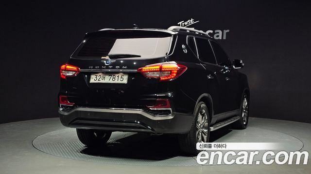KG Mobility Rexton 2018 — photo 2
