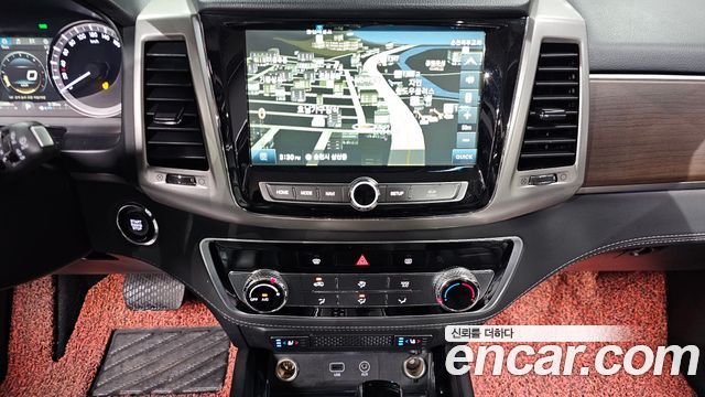 KG Mobility Rexton 2018 — photo 15