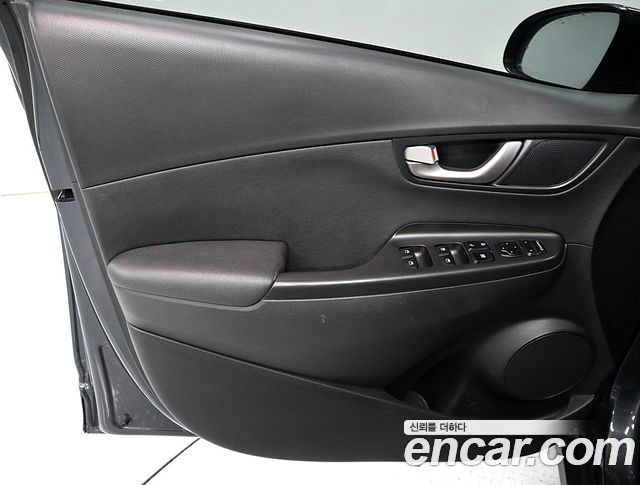 Hyundai Kona 2018 — photo 8
