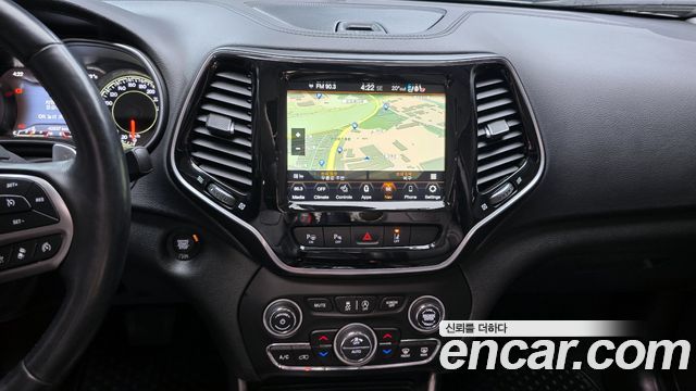 Jeep Cherokee 2021 — photo 15
