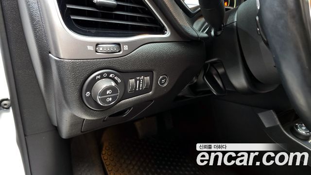 Jeep Cherokee 2021 — photo 17