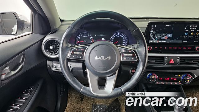 Kia K3 2022 — photo 13