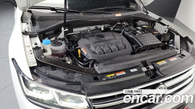 Volkswagen Tiguan 2023 — photo 6