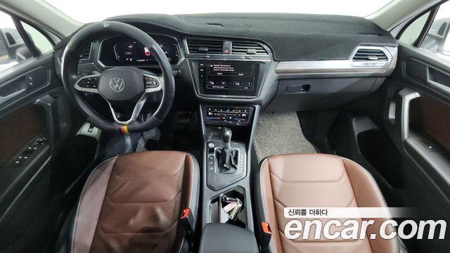 Volkswagen Tiguan 2023 — photo 10