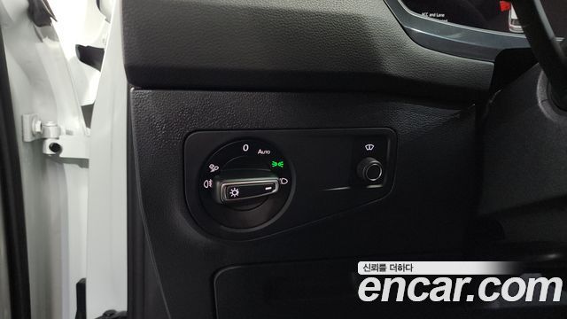 Volkswagen Tiguan 2023 — photo 30