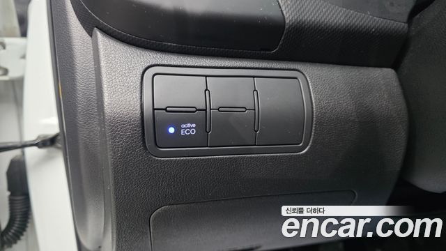 Hyundai Accent 2012 — photo 14