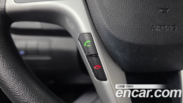 Hyundai Accent 2012 — photo 16