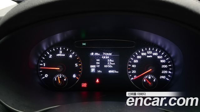 Kia Sorento 2018 — photo 8