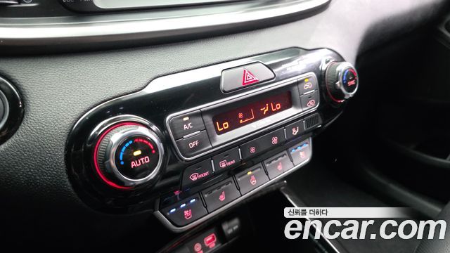 Kia Sorento 2018 — photo 16