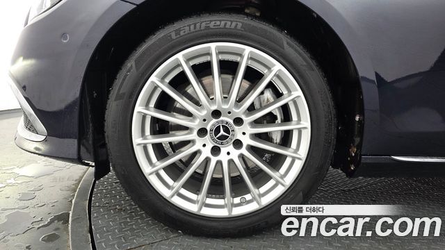 Mercedes-Benz E-Class 2022 — photo 5