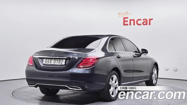 Mercedes-Benz C-Class 2016 — photo 2