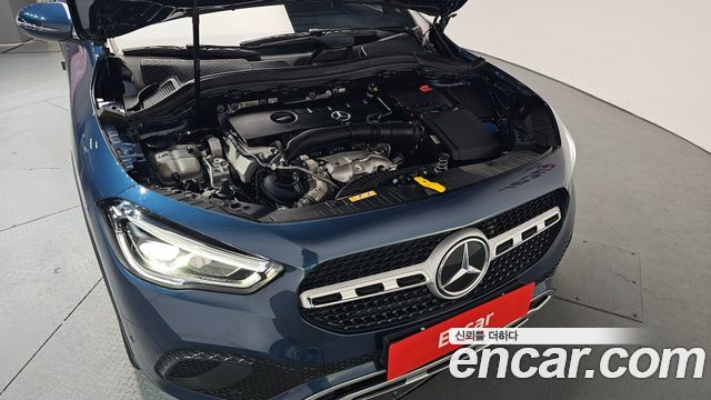 Mercedes-Benz GLA-Class 2021 — photo 5