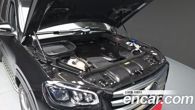 Mercedes-Benz GLS-Class 2025 — photo 6