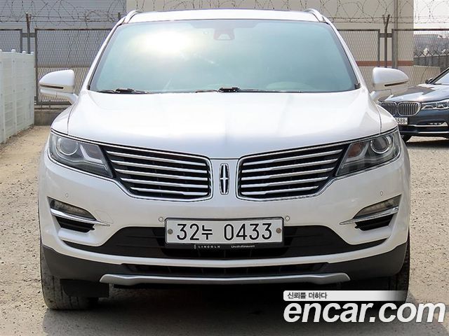 Lincoln MKC 2016 — photo 1