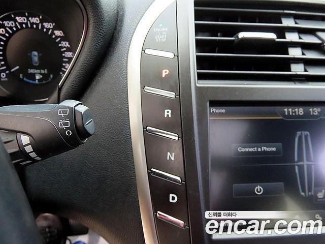 Lincoln MKC 2016 — photo 10