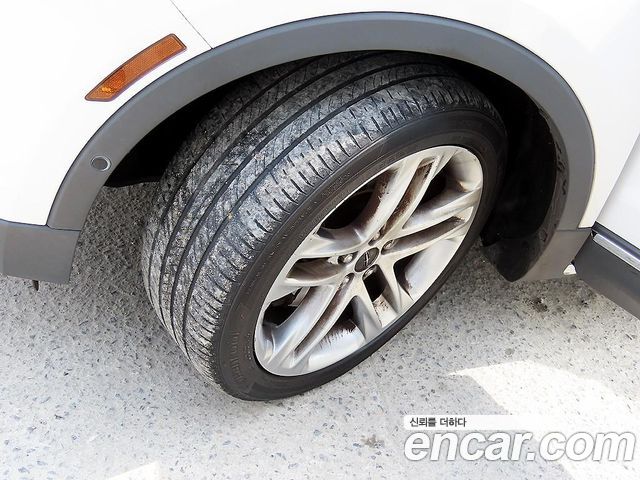 Lincoln MKC 2016 — photo 20