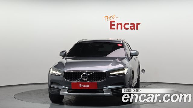 Volvo V90 2018 — photo 3